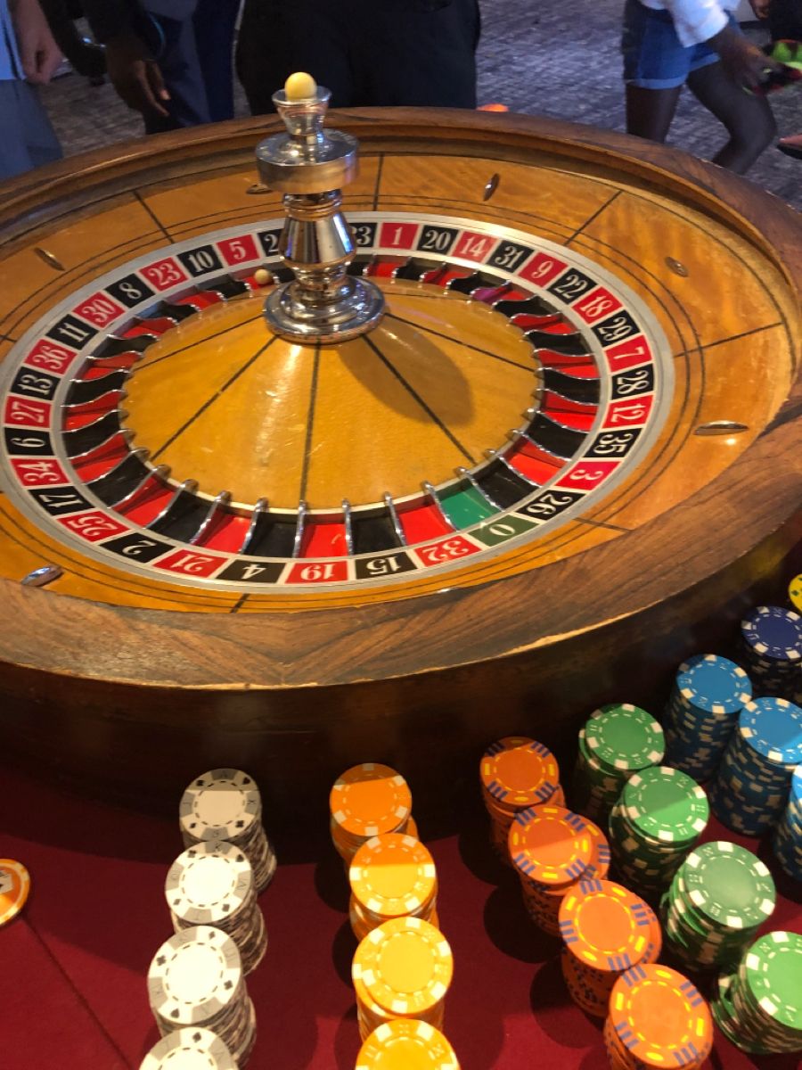 spinit casino کھلاڑیوں کے لیے لائیو کیسینو سیکشن
